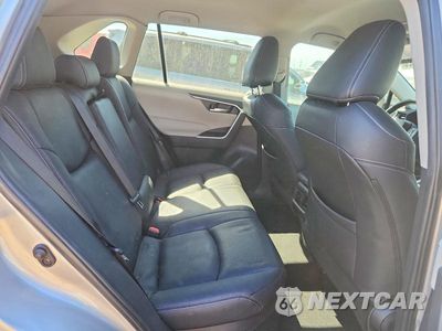 Zdjęcie 10 z 12 samochodu: 2024 TOYOTA RAV4 HYBRID XLE VIN:2T3RWRFVXRW200986 - miniatura