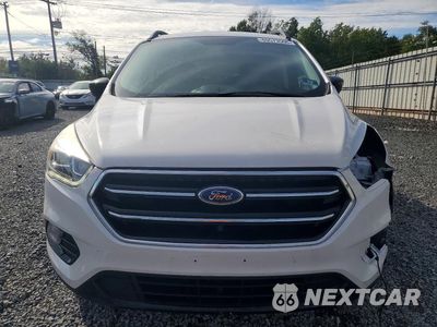 Piąte zdjęcie samochodu w środku: 2019 FORD ESCAPE SE VIN:1FMCU9GD3KUC09223 - miniatura