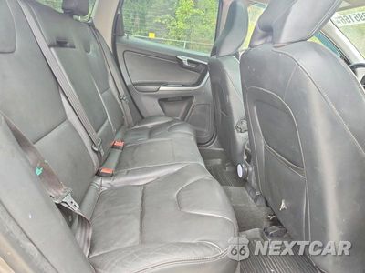 Zdjęcie 11 z 13 samochodu: 2015 VOLVO XC60 T6 PREMIER+ VIN:YV4902RC0F2580036 - miniatura