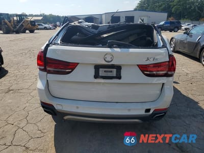 Zdjęcie 6 z 12 samochodu: 2018 BMW X5 XDRIVE35I VIN:5UXKR0C54J0Y00936 - miniatura