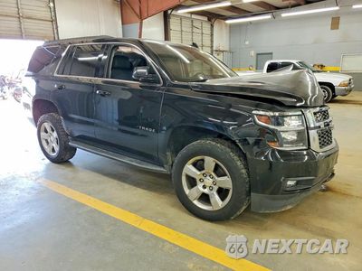 Czwarte zdjęcie samochodu z boku: 2017 CHEVROLET TAHOE K1500 LT VIN:1GNSKBKC2HR307965 - miniatura