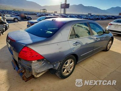 Trzecie zdjęcie samochodu z tyłu: 2007 HONDA ACCORD EX VIN:1HGCM56807A035204 - miniatura