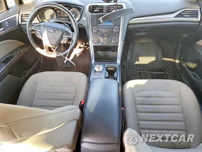 Zdjęcie 8 z 12 samochodu: 2019 FORD FUSION S VIN:3FA6P0G79KR161013 - miniatura