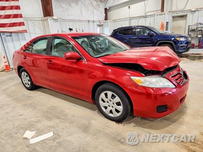 Czwarte zdjęcie samochodu z boku: 2011 TOYOTA CAMRY LE VIN:4T4BF3EK0BR183240 - miniatura