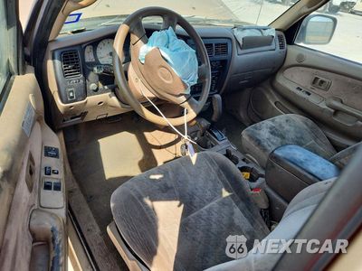 Zdjęcie 8 z 12 samochodu: 2002 TOYOTA TACOMA V6 VIN:5TEWN72N32Z887805 - miniatura