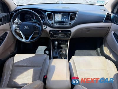 Zdjęcie 9 z 10 samochodu: 2016 HYUNDAI TUCSON LIMITED VIN:KM8J3CA22GU109278 - miniatura