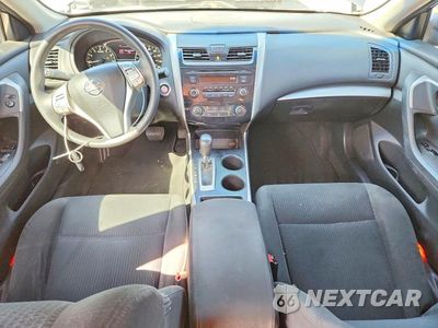 Zdjęcie 8 z 12 samochodu: 2015 NISSAN ALTIMA 2.5 S VIN:1N4AL3AP7FC121517 - miniatura