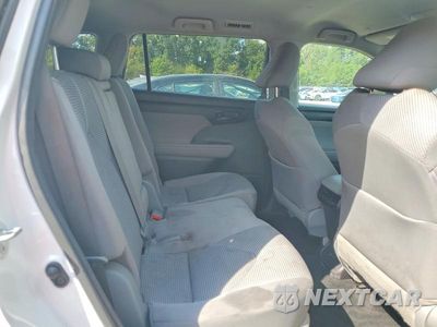 Zdjęcie 11 z 13 samochodu: 2022 TOYOTA HIGHLANDER LE VIN:5TDZZRAH6NS543587 - miniatura