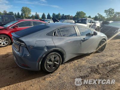 Trzecie zdjęcie samochodu z tyłu: 2025 TOYOTA PRIUS PLUG-IN HYBRID SE VIN:JTDACACU5S3050734 - miniatura