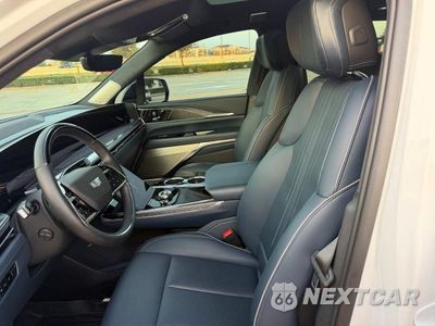 Piąte zdjęcie samochodu w środku: 2025 CADILLAC ESCALADE IQ SPORT-2 VIN:1GYTEFKL0SU105099 - miniatura