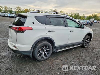 Trzecie zdjęcie samochodu z tyłu: 2017 TOYOTA RAV4 SE VIN:2T3JFREV4HW588889 - miniatura