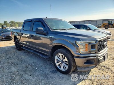 Czwarte zdjęcie samochodu z boku: 2018 FORD F150 SUPERCREW VIN:1FTEW1CP8JKD16660 - miniatura