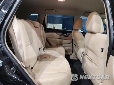 Zdjęcie 11 z 13 samochodu: 2016 NISSAN ROGUE S VIN:KNMAT2MV7GP646165 - miniatura