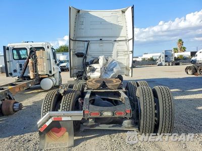 Zdjęcie 6 z 13 samochodu: 2024 VOLVO VN VNL VIN:4V4NC9EJXRN624587 - miniatura