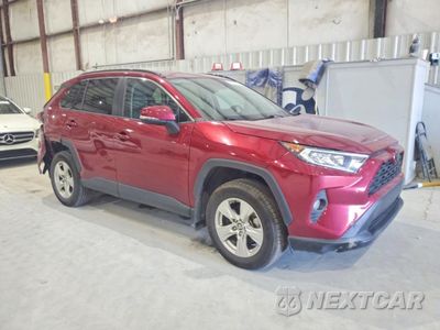 Czwarte zdjęcie samochodu z boku: 2020 TOYOTA RAV4 XLE VIN:2T3P1RFV5LW085470 - miniatura