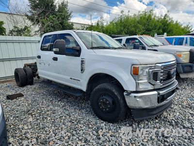 Czwarte zdjęcie samochodu z boku: 2022 FORD F350 SUPER DUTY VIN:1FT8W3DT4NEE58321 - miniatura