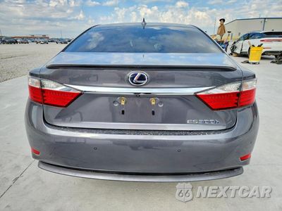 Zdjęcie 6 z 12 samochodu: 2015 LEXUS ES 300H VIN:JTHBW1GG5F2090693 - miniatura