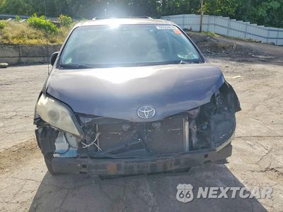 Piąte zdjęcie samochodu w środku: 2013 TOYOTA SIENNA LE VIN:5TDKK3DC1DS364276 - miniatura