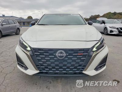 Piąte zdjęcie samochodu w środku: 2025 NISSAN ALTIMA SR VIN:1N4BL4CV5SN339556 - miniatura