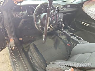 Zdjęcie 8 z 12 samochodu: 2016 FORD MUSTANG VIN:1FA6P8AM3G5304724 - miniatura