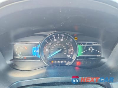 Zdjęcie 9 z 13 samochodu: 2017 FORD EXPLORER XLT VIN:1FM5K7D8XHGA97876 - miniatura