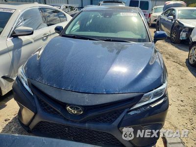 Piąte zdjęcie samochodu w środku: 2019 TOYOTA CAMRY SE VIN:4T1B11HK9KU701130 - miniatura