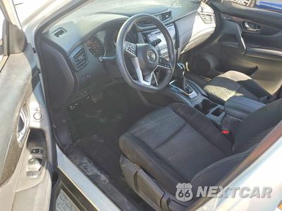 Zdjęcie 8 z 12 samochodu: 2017 NISSAN ROGUE S VIN:KNMAT2MT1HP513921 - miniatura