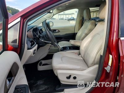 Zdjęcie 7 z 13 samochodu: 2021 CHRYSLER VOYAGER LXI VIN:2C4RC1DG9MR523430 - miniatura