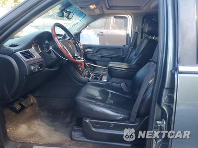 Zdjęcie 7 z 12 samochodu: 2011 CADILLAC ESCALADE ESV LUXURY VIN:1GYS3HEF1BR187401 - miniatura