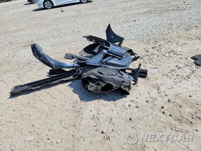 Zdjęcie 12 z 13 samochodu: 2016 MERCEDES-BENZ S 550 VIN:WDDUG8CB3GA214080 - miniatura