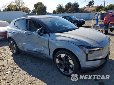 Czwarte zdjęcie samochodu z boku: 2025 VOLVO EX30 PLUS VIN:YV4EK3ZL5SS141665 - miniatura