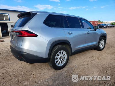 Trzecie zdjęcie samochodu z tyłu: 2024 TOYOTA GRAND HIGHLANDER XLE VIN:5TDAAAA57RS004137 - miniatura