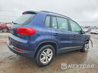 Trzecie zdjęcie samochodu z tyłu: 2016 VOLKSWAGEN TIGUAN S VIN:WVGAV7AXXGW584307 - miniatura