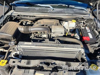 Zdjęcie 11 z 13 samochodu: 2019 RAM 1500 LARAMIE VIN:1C6RREJT0KN612070 - miniatura