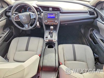 Zdjęcie 8 z 13 samochodu: 2020 HONDA CIVIC LX VIN:19XFC2F64LE017579 - miniatura