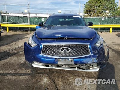 Piąte zdjęcie samochodu w środku: 2017 INFINITI QX70 BASE VIN:JN8CS1MW6HM413464 - miniatura