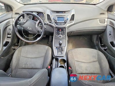 Zdjęcie 8 z 12 samochodu: 2015 HYUNDAI ELANTRA SE VIN:5NPDH4AE8FH637600 - miniatura