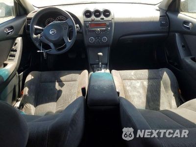 Zdjęcie 8 z 12 samochodu: 2010 NISSAN ALTIMA 2.5 VIN:1N4AL2AP6AN487587 - miniatura