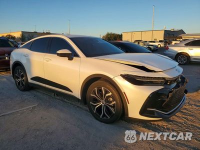 Czwarte zdjęcie samochodu z boku: 2023 TOYOTA CROWN XLE VIN:JTDAAAAF6P3012981 - miniatura