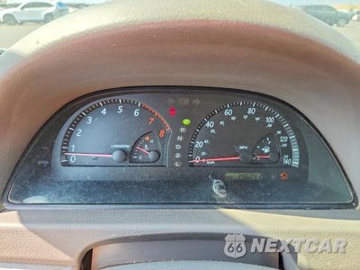 Zdjęcie 9 z 12 samochodu: 2003 TOYOTA CAMRY LE VIN:JTDBE32K630157434 - miniatura