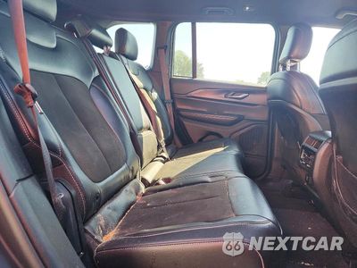 Zdjęcie 10 z 12 samochodu: 2023 JEEP GRAND CHEROKEE LAREDO VIN:1C4RJHAG5PC598738 - miniatura