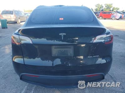 Zdjęcie 6 z 12 samochodu: 2023 TESLA MODEL Y VIN:7SAYGDEE3PF863111 - miniatura