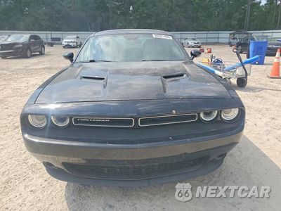 Piąte zdjęcie samochodu w środku: 2019 DODGE CHALLENGER SXT VIN:2C3CDZAGXKH669185 - miniatura