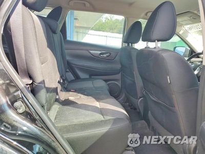 Zdjęcie 11 z 14 samochodu: 2018 NISSAN ROGUE S VIN:KNMAT2MT8JP527790 - miniatura