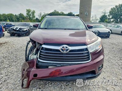 Piąte zdjęcie samochodu w środku: 2015 TOYOTA HIGHLANDER XLE VIN:5TDJKRFHXFS220770 - miniatura
