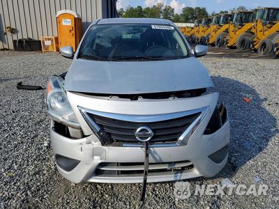 Piąte zdjęcie samochodu w środku: 2017 NISSAN VERSA 1.6 SV VIN:3N1CN7APXHK432234 - miniatura