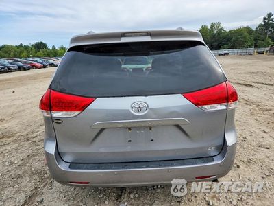 Zdjęcie 6 z 13 samochodu: 2013 TOYOTA SIENNA LE VIN:5TDKK3DC2DS332226 - miniatura