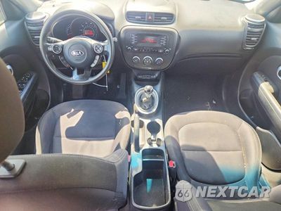 Zdjęcie 8 z 12 samochodu: 2015 KIA SOUL BASE VIN:KNDJN2A26F7133718 - miniatura