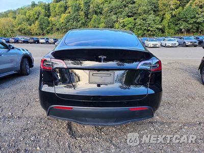 Zdjęcie 6 z 12 samochodu: 2025 TESLA MODEL Y VIN:7SAYGDEE2SF291800 - miniatura
