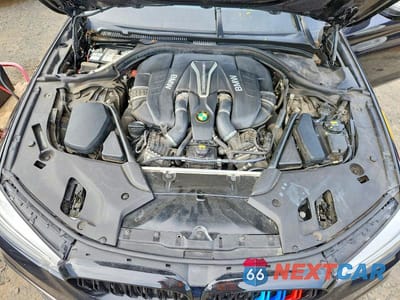 Zdjęcie 11 z 12 samochodu: 2018 BMW M550XI VIN:WBAJB9C55JB036800 - miniatura